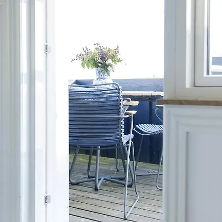 Brinkly Hotel 3*