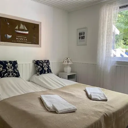 Отель Brinkly