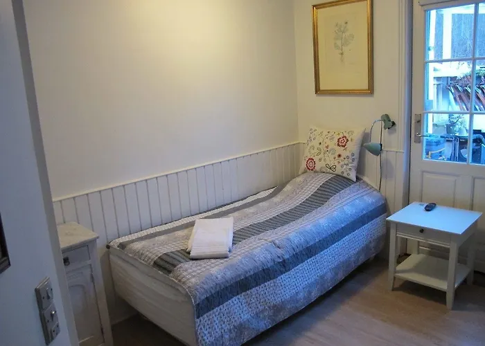 Ξενοδοχείο Brinkly 3*